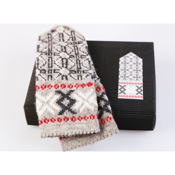 Latvian Mittens DIY Knitting Kit "Knit like a Latvian" – Latvian Gray 2