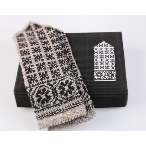 Latvian Mittens DIY Knitting Kit "Knit like a Latvian" – Latvian Gray 6